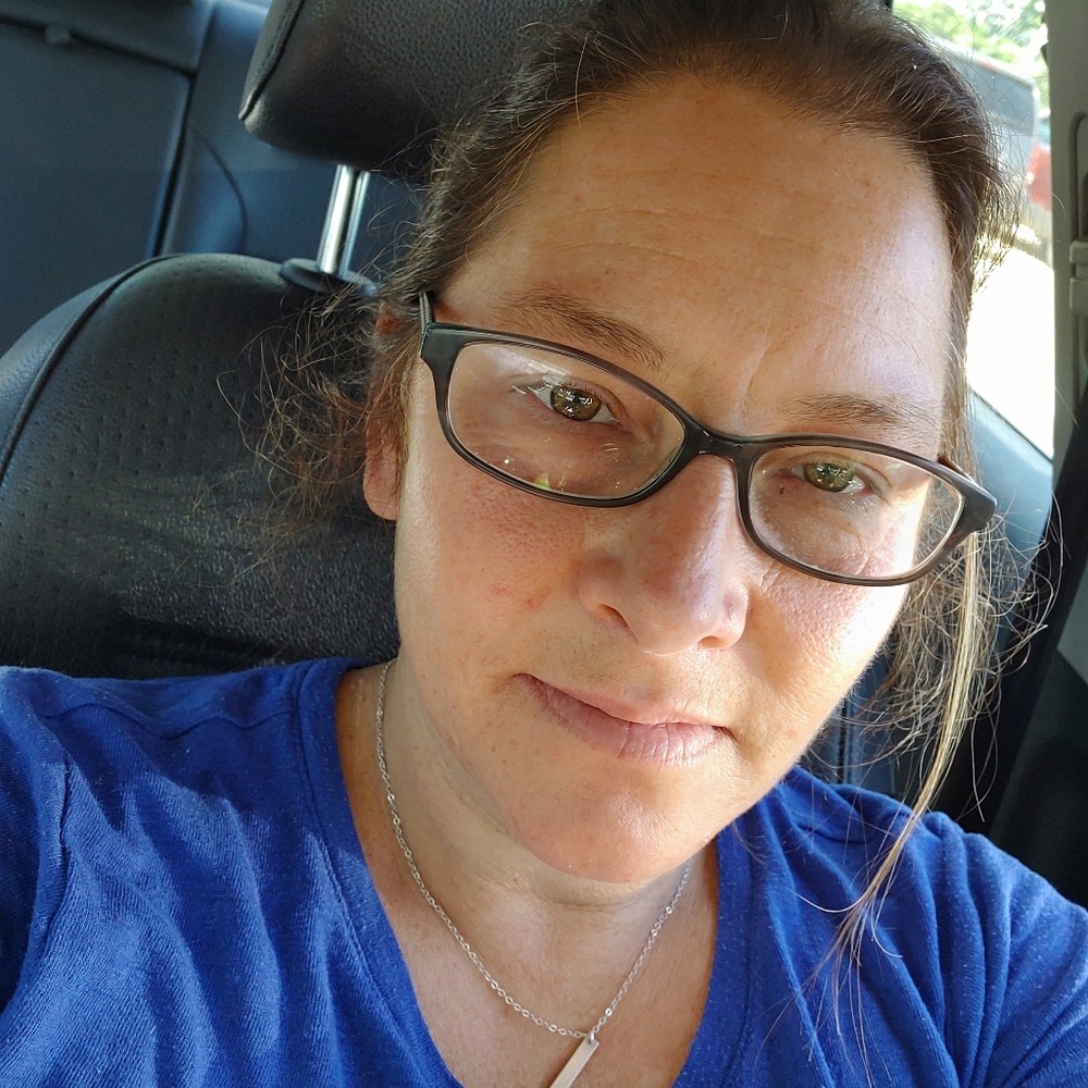 Meet your Posher, Kelly
